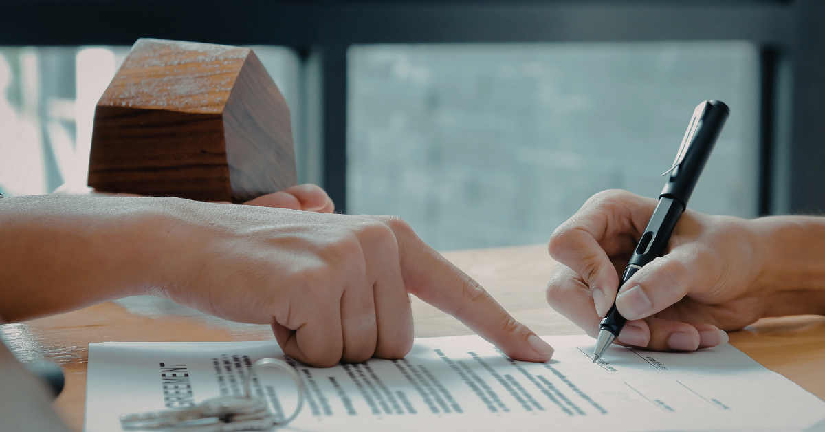 Reviewing closing costs in Central Florida during a real estate transaction